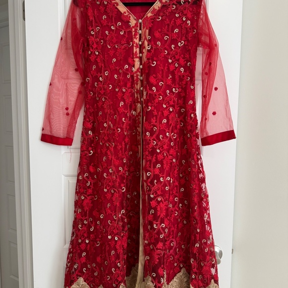 Kameez/Kurti with dupatta - Picture 2 of 3